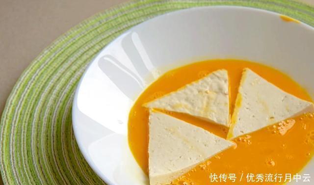 不到|白菜这样做,有菜有蛋有豆腐,出锅汤汁儿都不剩!成本不到10块钱