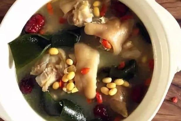 雪梨|5种补血养生汤,对于光滑皮肤、缓解声音沙哑、口舌干燥有效果