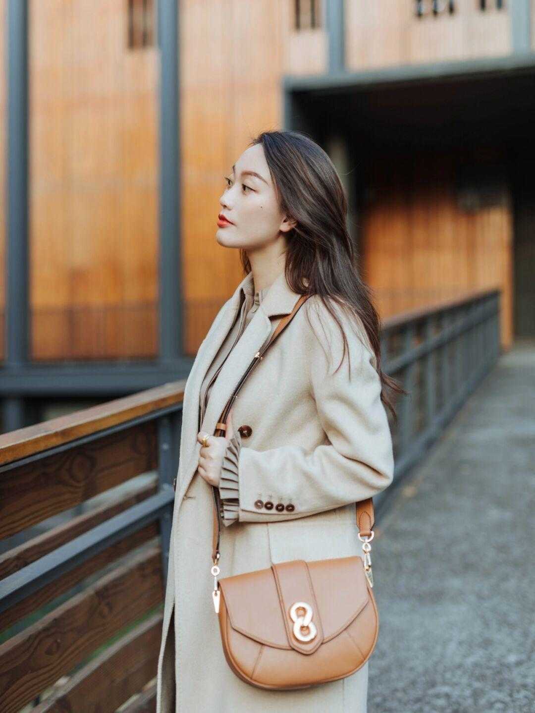 普通人|真正普通人的穿搭方法,不露出肌肤,照样美上天,赶紧学起来吧