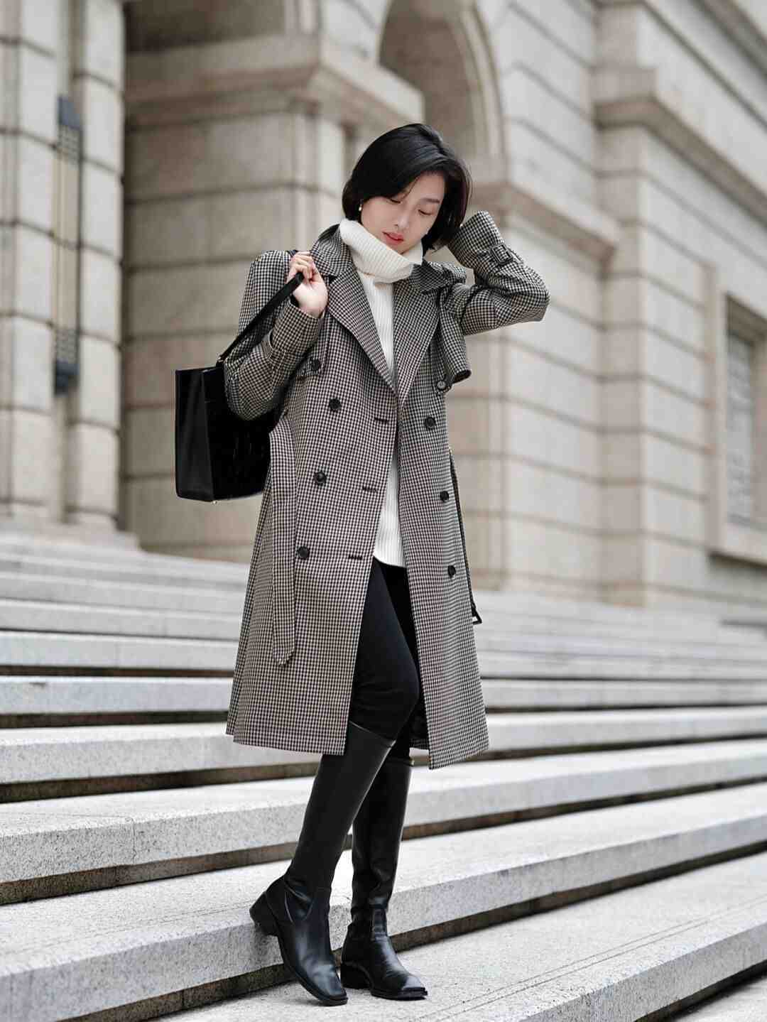 紧身裤 今年火了一种穿法叫“风衣+高筒靴”,喜欢气质类风格的,别错过