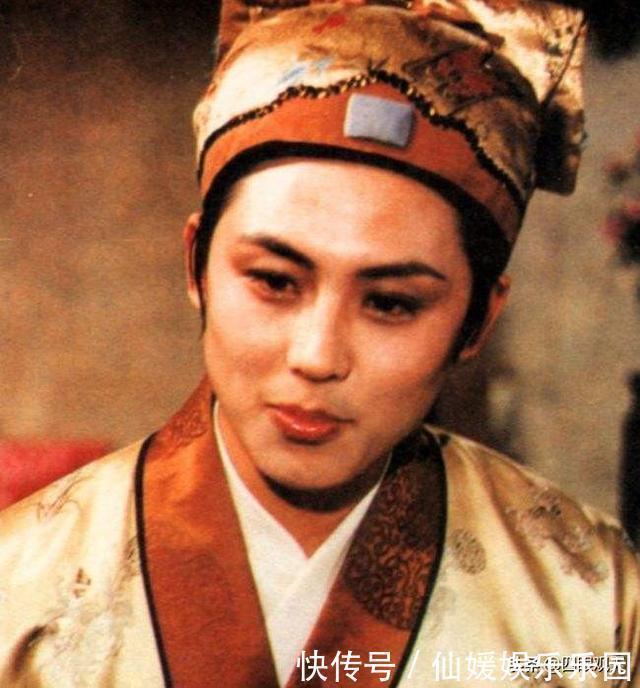 鸳鸯$冷眼看红楼:人心险恶能到什么程度?贾母早就打算让鸳鸯给她殉葬