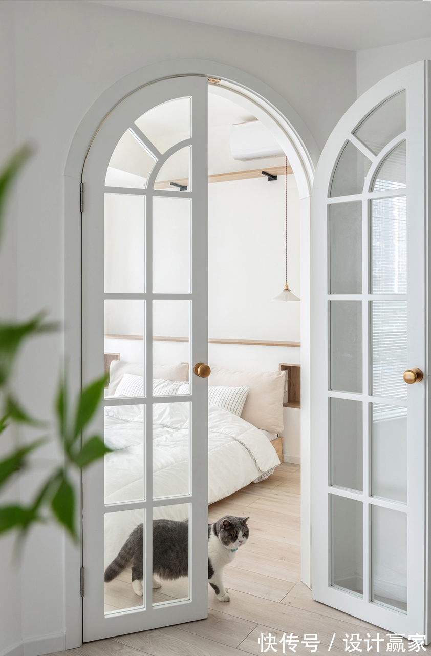 插瓶|70㎡现代简约风，木质的清新自然，小资情调的生活