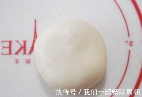 猪油|夏天，绿豆别只会熬粥喝，教你新做法，皮酥馅香绵又软，早餐吃