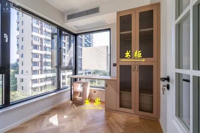 撑杆|阳台两边都是窗,我还想装柜子,老师傅:留一半加撑杆凭空多2㎡