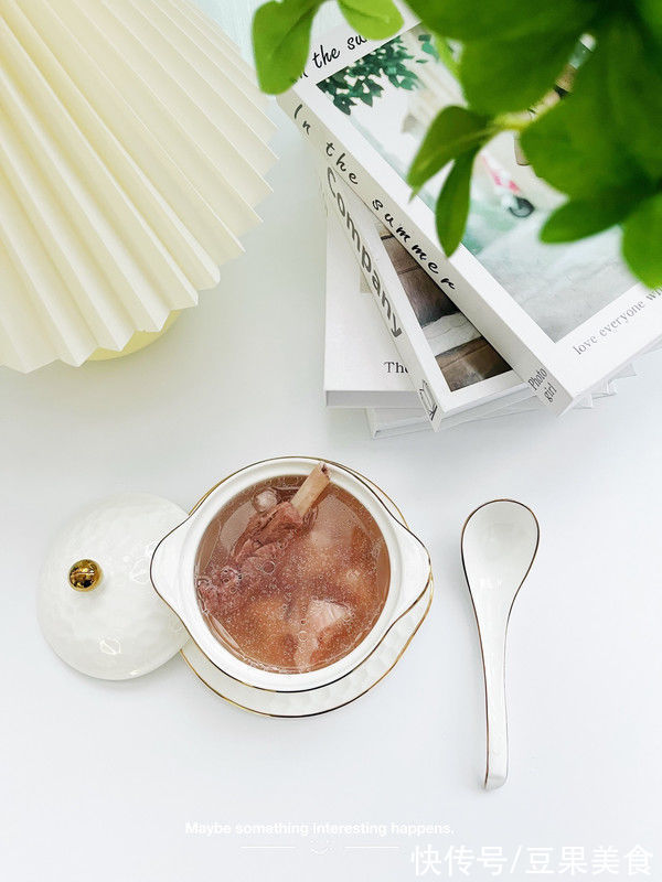 家人们|在家做莲藕花生大骨汤，比买的更好吃