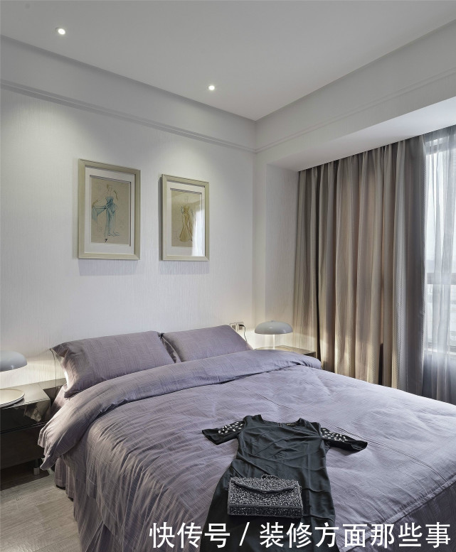 餐边柜|91平后现代风以黑白灰为色调,玄关处用矮柜做鞋柜也可储物