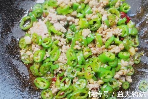 尖椒|它是天然的“血管清洁工”，每天炒一盘，软化血管，身体变好了