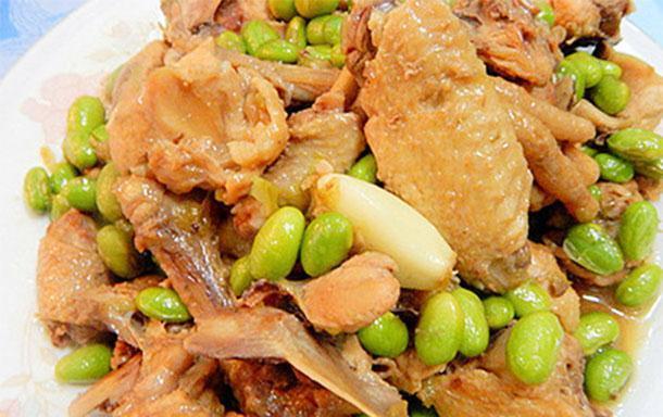 毛豆烧鸡|终于到了18度天气全家都开始早起锻炼身体,多吃补钙菜,强身健体