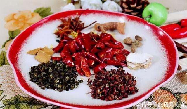 膻味|冬天炖羊肉,牢记“3不放”,膻味小味道鲜,羊汤浓白不发黑!