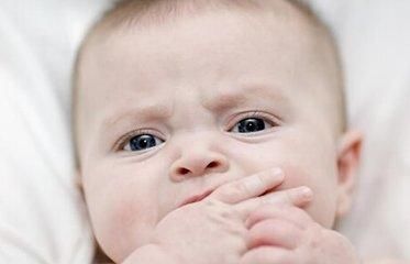 入侵者|切记爸妈做了这6件事 不是爱宝宝而是在破坏他的免疫力！