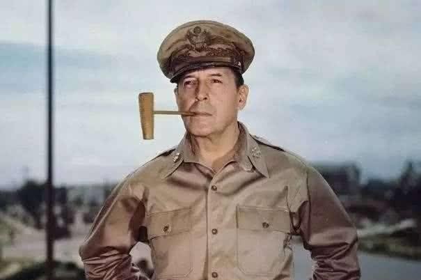 日本|日本战败后,美国将军问天皇:为何不切腹自尽?天皇冷笑回了4字