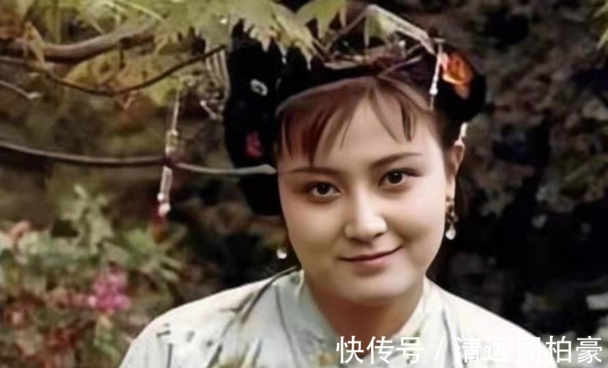 贾母!贾迎春的居所为什么叫缀锦楼?和缀锦阁仅一字之别