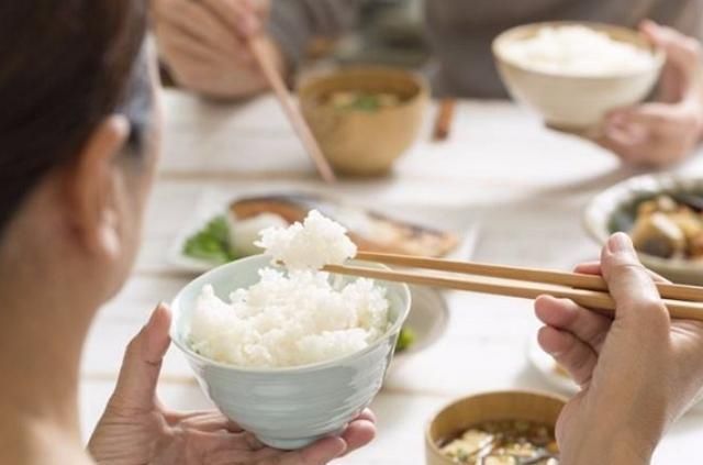 肉包子|长膘“最猛”的4大主食,米饭馒头没上榜,有些人可能天天在吃