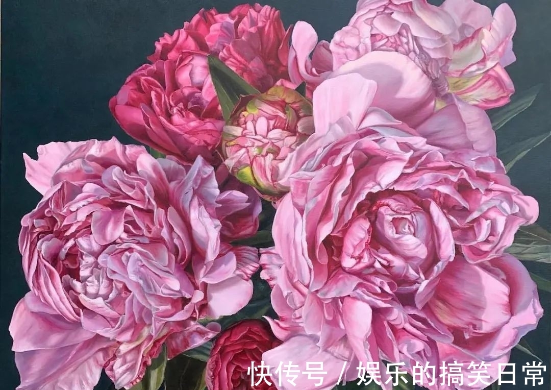 艺术家#“艳俗”的牡丹花,被这位女画家画成艺术品,感觉香气扑面而来