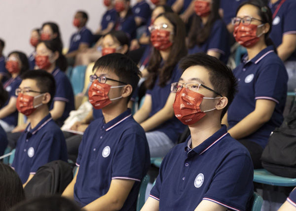 华东师范大学2021级新生开学典礼举行