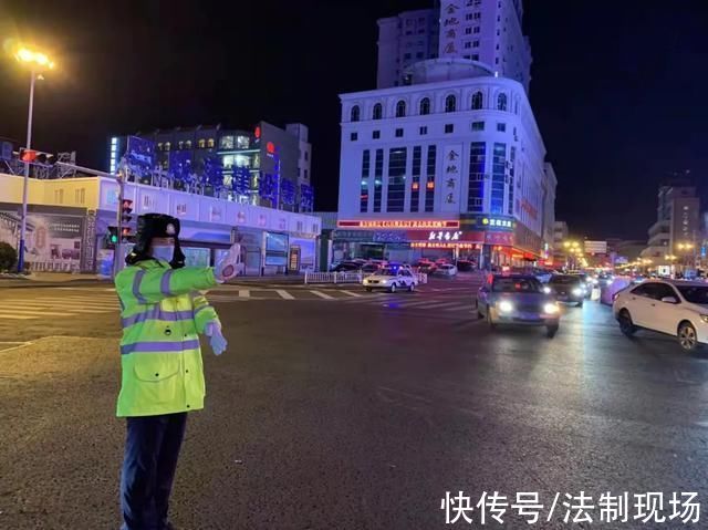 威海交警一大队|你好2022丨元旦“警”色浓，守护不打烊