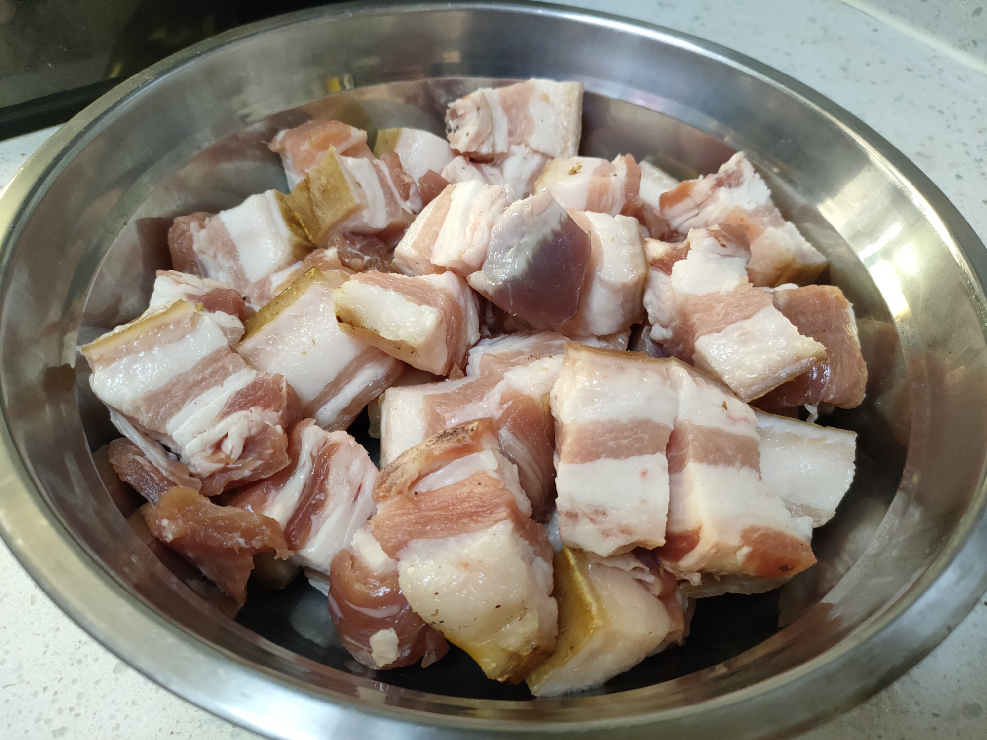 香料|爷爷做了几十年红烧肉，口感软烂香入味，香料只加这四味即可