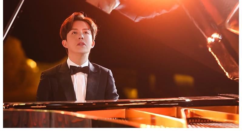 赵文卓|李云迪怎么是这样的人?他3次无处安放的小手,真得有点搞笑