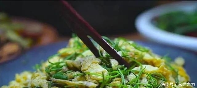 家宴|李子柒晒家宴2千万人观看,收获谷物满仓,美食个个惊艳,看馋了