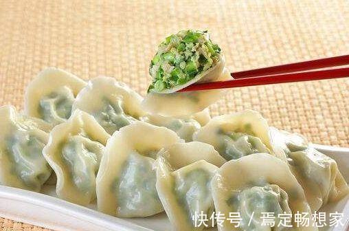 包饺子|奶奶舍不得买菜用它包饺子,气得我直瞪眼,出锅后我吃的比谁都多