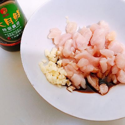 南瓜盅嫩蒸鸡胸