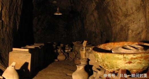 激动|一农民家拆掉鸡窝,考古队得知后激动的说等这一天十几年了!