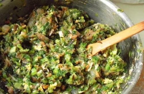 拌饺子馅用生油还是熟油?很多人都用错了,难怪饺子不香不入味!