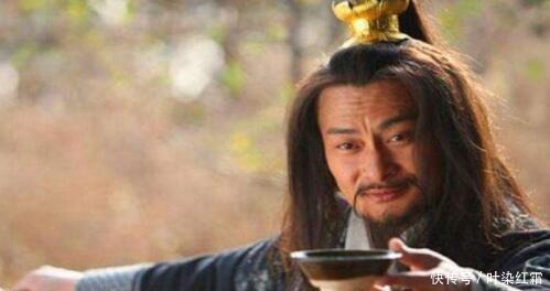 完爆|梁山中竟藏着一个江湖高手,武功力压梁山五虎,完爆卢俊义十条街!