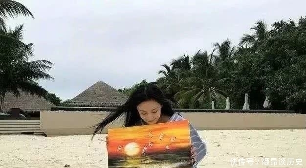 山水画|张馨予真的是一位画家,山水画已惊艳众人,这幅画更强悍!