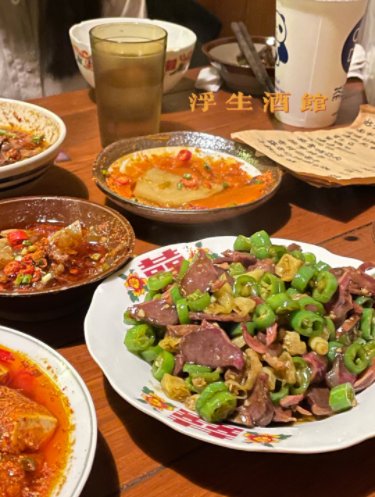 Livehouse干饭王冲冲冲!资深乐迷的逛吃秘籍