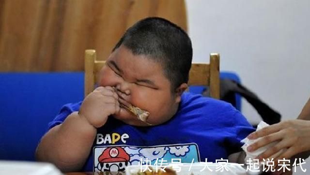 飞行员|有这几个特征,孩子以后可能会长不高,父母要及时补救