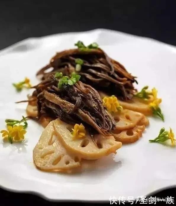 周末家宴菜单，12道菜不精致但合胃口，好吃又实惠，网友：求蹭吃