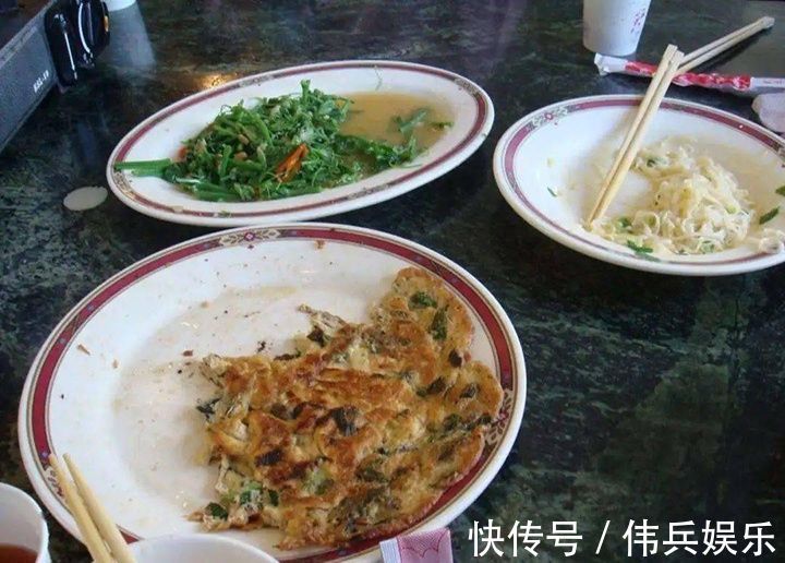 父母|勤俭节约虽是好事,但若父母出现这两种行为,只会影响孩子价值观