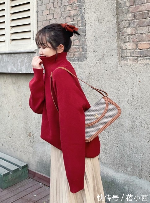 时髦 讲真!“针织衫搭配半身裙”太美了,时髦还保暖,冬季必备组合