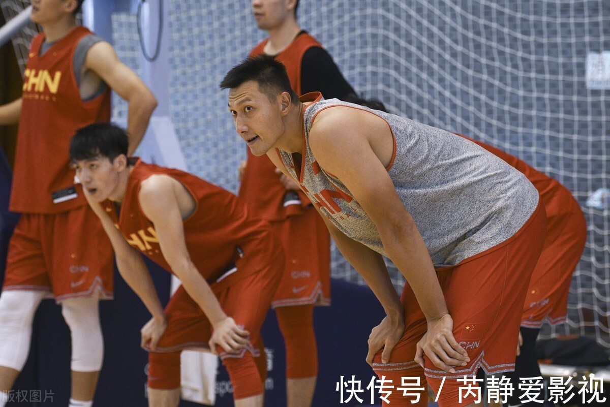 集训|大反转!易建联留队又出意外,杜峰或改变主意,男篮一哥没机会了