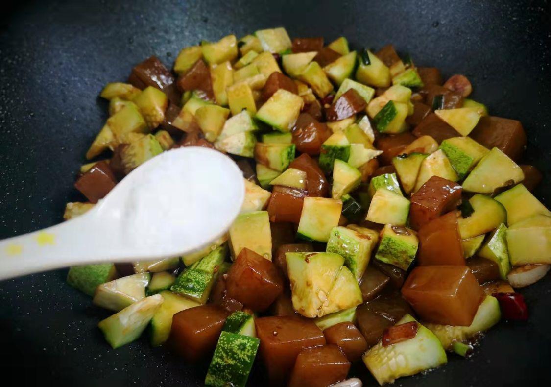 魔芋|这菜是肠道清洁工,一周吃两次给身体做个大扫除,便宜又鲜美!