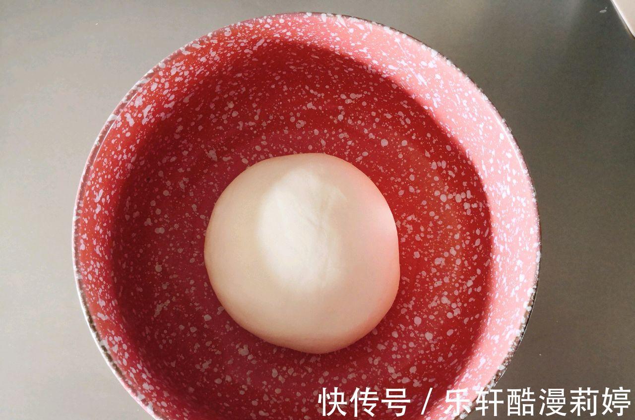 泡打粉|做红糖黑芝麻饼一点都不难，又软又有嚼劲儿，营养健康还好做