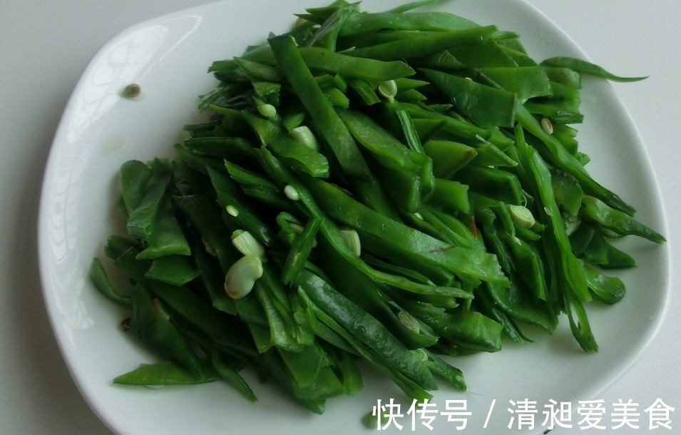 扁豆角|入秋后少吃肉,遇到2种菜别手软,应季而食身体好,简单又营养