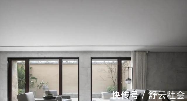 中式|这才是最美别墅,484㎡新中式之风,里面的庭院水景,太美!