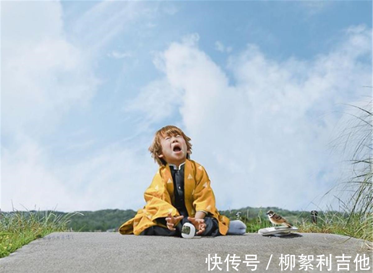 迷你版|迷你版的炭治郎好可爱,网友把儿子打扮成了《鬼灭之刃》角色