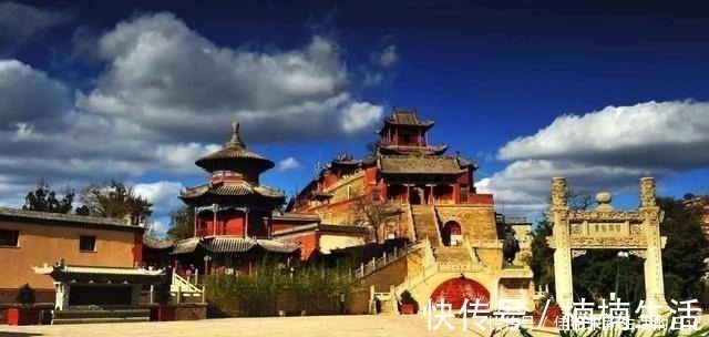 荆山@韩愈五十岁写的一首诗,短短四句波澜壮阔,畅快淋漓!