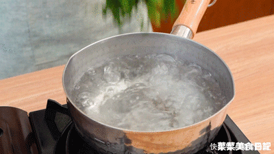 天这么热别吃饭了!这一碗美味,酸爽开胃又低脂