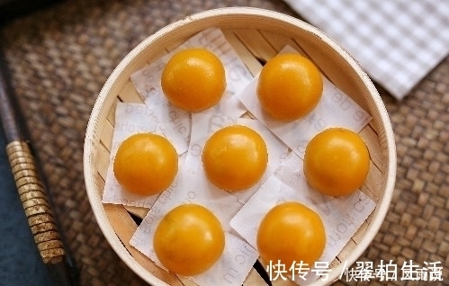 南瓜新吃法,我家每周准做一次,软糯香甜真美味,比炒的好吃多了