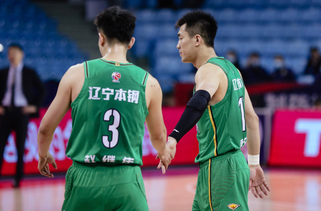 刘志轩|6分钟12分,辽宁男篮射手打出自信心,追分3人组狂轰48+18