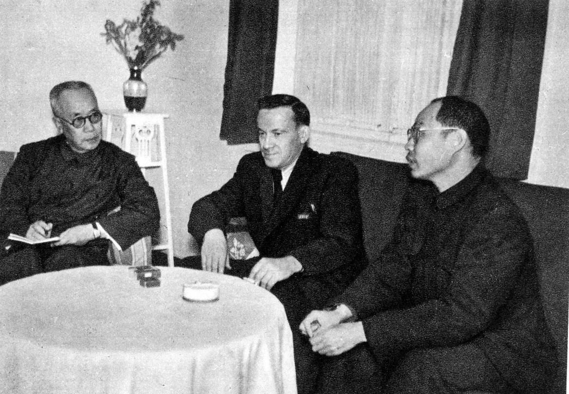 专家|苏联撤走前,专家拿出自己的笔记本:就20分钟,能记多少就记多少