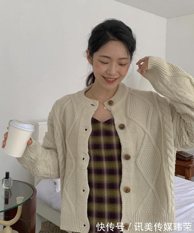 奶奶衫 今秋超美混搭CP,简直气质死了