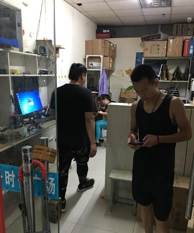 电脑|技术和本领还没学精就急着出师，自己要开店，“口水鸡”请吃好！