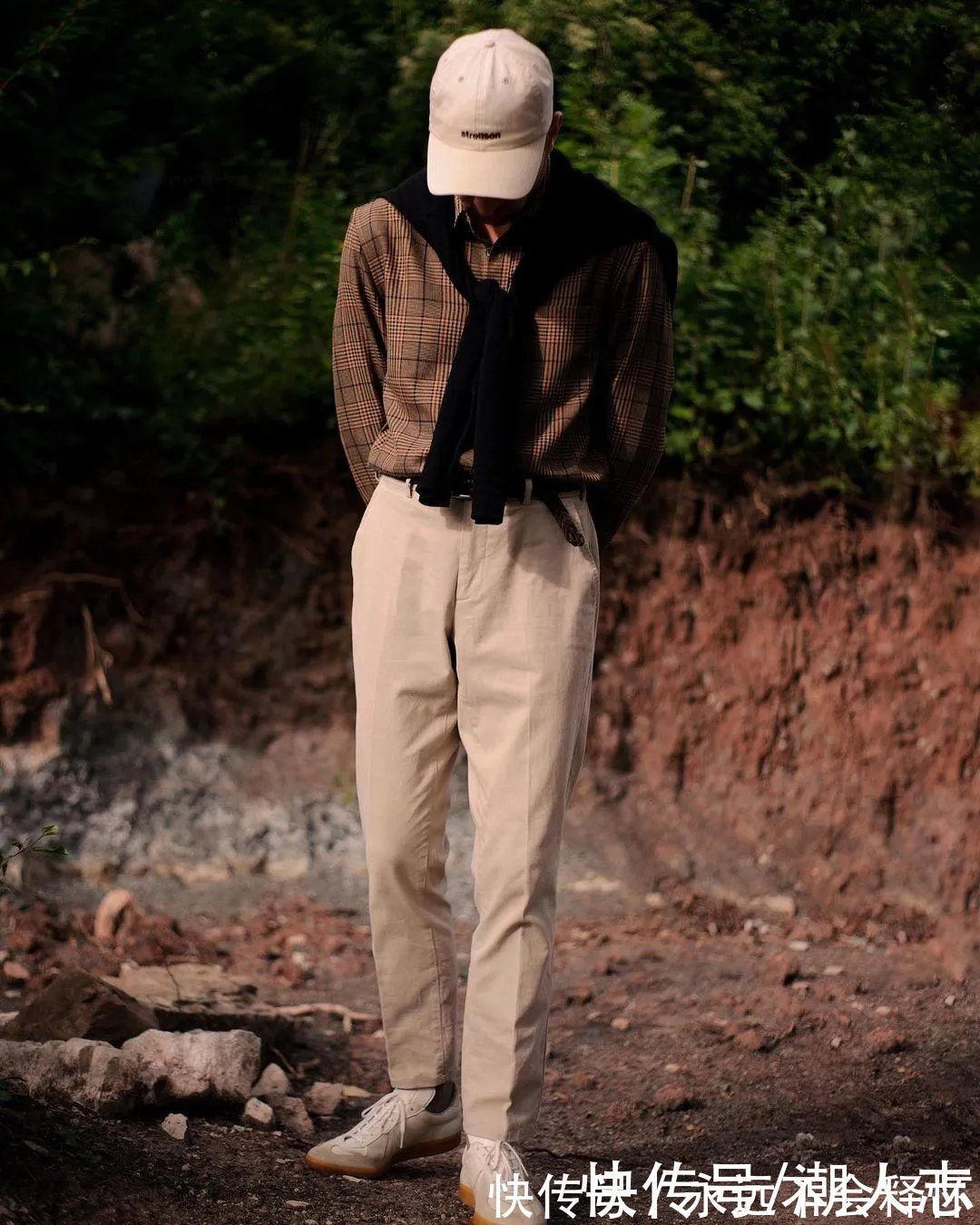 运动鞋 高质量男性如何选鞋?若是不想盲目跟风,劝你少穿AJ和Yeezy