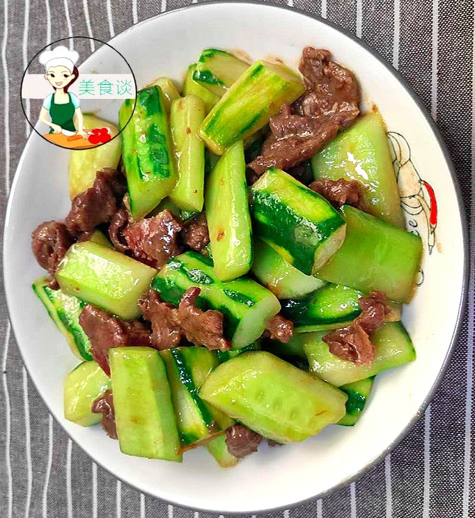 清脆|炒牛肉此做法,鲜香嫩滑,清脆爽口,比吃红烧肉强多了,简单营养