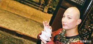 从未|她貌美如花从未嫁过人,却喜欢上了一个太监,晚年只能靠佣人养活